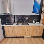 Teo's Deluxe Apartamento *