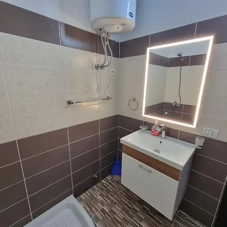 Teo's Deluxe Apartment Vlore